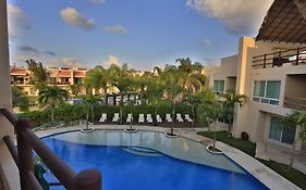 Coral Maya Stay Suites