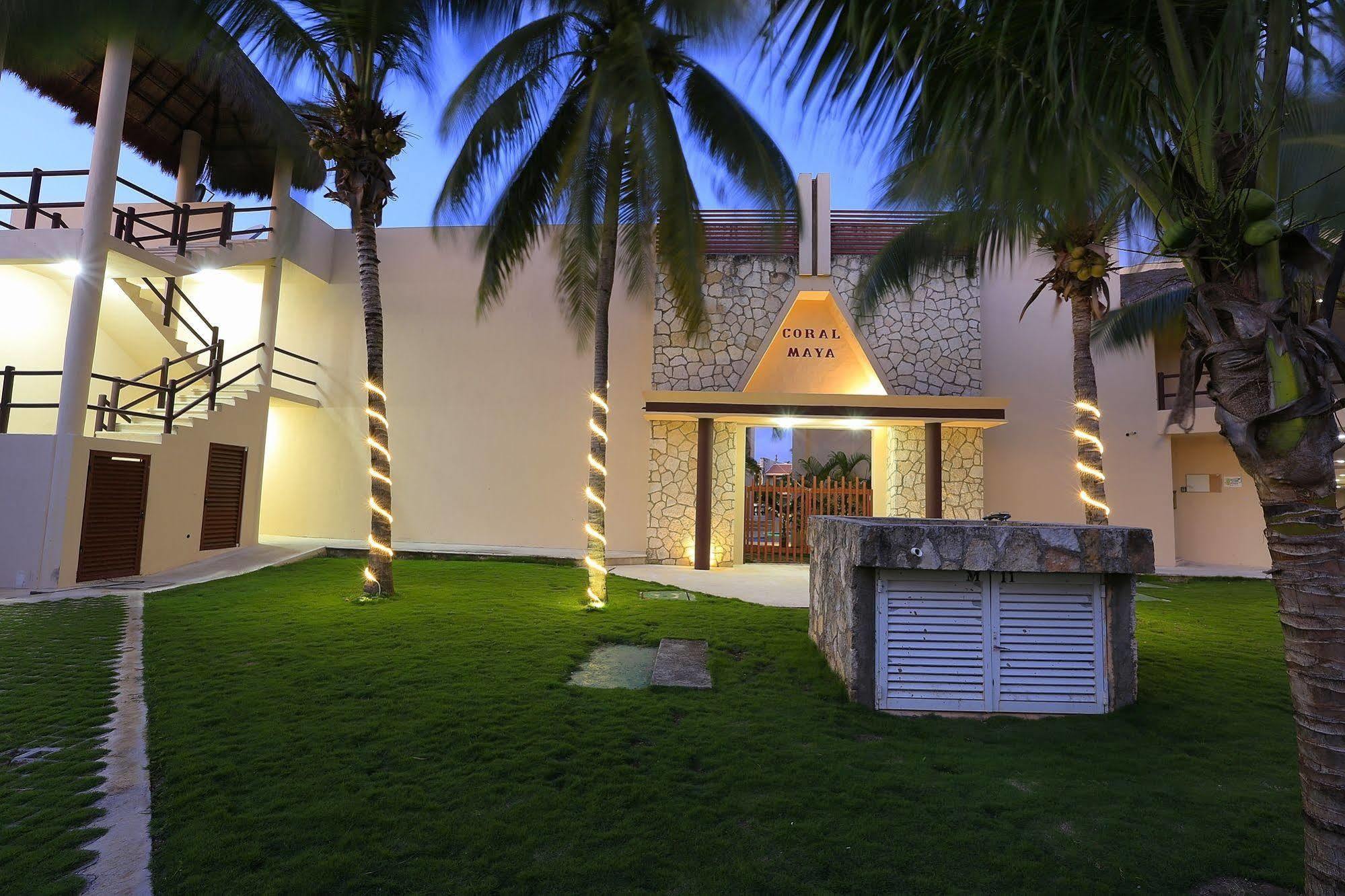 Coral Maya Stay Suites Puerto Aventuras Exterior photo