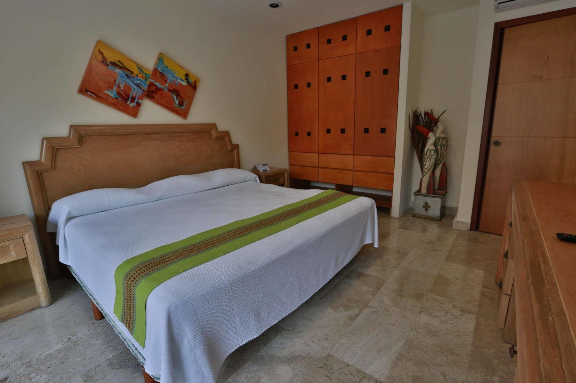 Coral Maya Stay Suites Puerto Aventuras Exterior photo