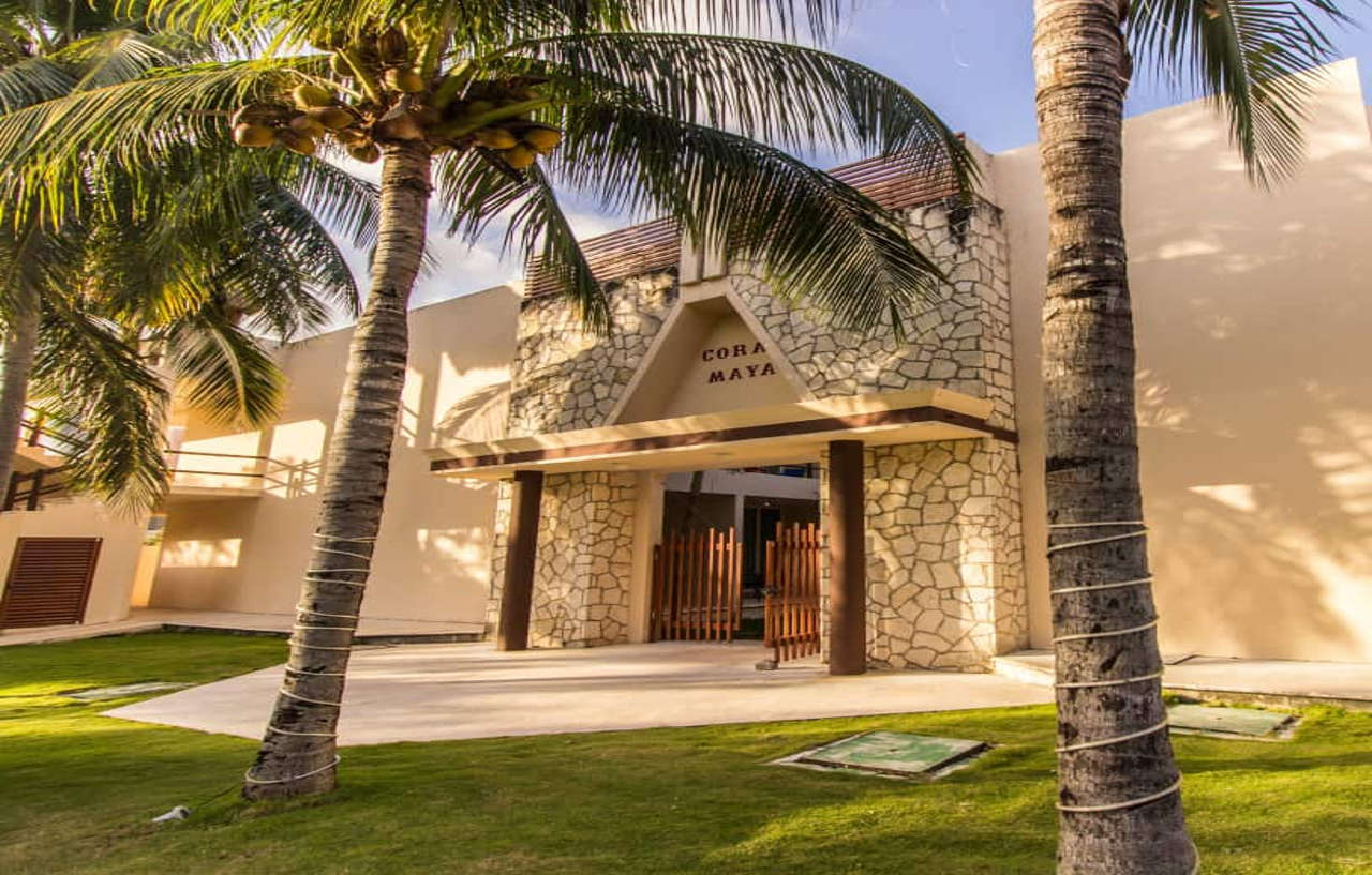 Coral Maya Stay Suites Puerto Aventuras Exterior photo
